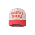 Detalle del bordado 3D rojo en una gorra de béisbol de algodón de dos colores - Rojo