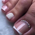 Uñas postizas de pies estilo francés rosa y blanco con purpurina plateada y diamantes de color - FW07 / Pegamento de Gelatina Amarillo