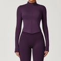 Dunkelviolettes Fitness-Set für Damen mit schmal geschnittener Jacke und Leggings - Pflaumenlila