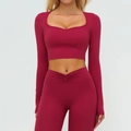 Zweiteiliges weinrotes Yoga-Set mit Langarm-Crop-Top und V-Cross-High-Waist-Leggings - S / Kirschrot
