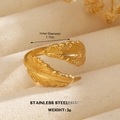 18K vergoldeter Edelstahl-Ring in Federform, verstellbar mit feiner Texturierung - Exquisiter Federstil (581)