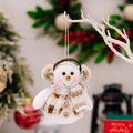 Addobbo natalizio pupazzo di neve in peluche con paraorecchie e sciarpa a quadri - Addobbo Natalizio Pupazzo di Neve Stile Europeo