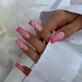 Lange quadratische Ombré-Rosa und weiße Marmor-Kunstnägel mit glänzendem Hochglanzfinish - Rosa Ombre Marmor Textur (JP2743)