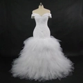 Glinsterende witte zeemeermin trouwjurk met off-shoulder halslijn en lovertjes - US 2 / Wit