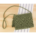 Armeegrüne Makramee-Umhängetasche mit handgefertigten Quasten und böhmischen Fransen - Handheld/Crossbody Dual-Use / Armeegrün