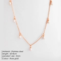Dettaglio collana in acciaio inossidabile oro rosa con perle 5mm e catena regolabile - Oro Rosa 42+8CM