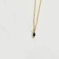 Élégant collier doré avec un pendentif marquise elliptique noir pour femme - Noir (Or)