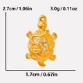 Détail du pendentif tortue en or 18 carats avec cristaux et mesures de taille - Or + Strass Blanc