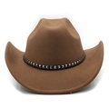 Dettaglio cappello cowboy in feltro marrone con fascia nera decorata da borchie argento - M(56-58cm) / Cachi