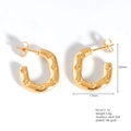 U-shaped stainless steel earrings with star motifs in 18k gold plating style - Star Embossed U-Style (20x17mm)
