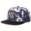 Casquette snapback à bord plat avec broderie Route 66 et imprimé de lettres abstraites - Réglable / Bleu Marine (Imprimé Lettres Noir et Blanc)