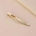 Fermaglio per capelli minimalista in metallo dorato con design geometrico a rombo su beige - Rombo