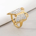 Eleganter Schmetterlingsring aus goldfarbenem Titanstahl mit weißen Kristallen - US 6 / Gold Großer Schmetterling Strass