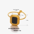 Minimalistischer goldener Edelstahlring in Quadratform mit schwarzem Emaille-Inlay - Quadratische Emaille (Schwarz) / Schwarz