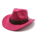 Dettaglio cappello da cowboy in camoscio rosa con fibbia a testa di toro e borchie - M (56-59cm) / Rosso rosa