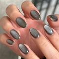 Uñas postizas de ojo de gato gris oscuro con efecto magnético de terciopelo y forma oval - Estilo Ojo de Gato Gris Oscuro (XC-60-52)