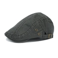 Detalle de gorra gris oscuro con ojales metálicos y correa de hebilla ajustable - Talla única / gris oscuro