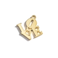 Vue détaillée du pendentif lettre LOVE plaqué or 18K avec finition polie et bélière - Or-LOVE