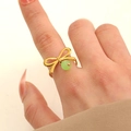 Anello aperto dorato in acciaio inossidabile con fiocco e ciondolo verde - Anello con fiocco verde placcato oro 18K (7071)