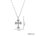 Ciondolo a croce argento con dettagli fiamma, dimensioni 31,5 mm per 19 mm - Argento