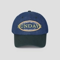 Dettaglio del ricamo Sunday Running Club su cappellino in denim blu e verde - M(56-58cm) / Blu scuro
