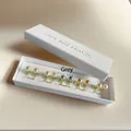 Coffret cadeau vintage de 5 paires de boucles d'oreilles perles, tons gris et variés - Gris (Paire de clips)