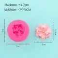 Stampo in silicone rosa a forma di fiore per decorazioni di torte su sfondo blu - 5411-Rosa