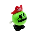 Dettaglio di giocattolo pirata a carica con cappello rosso a teschio e corpo verde - Clown Verde con Cappello da Pirata Teschio Rosso