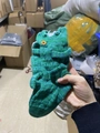 Chaussettes tricotées en forme de crocodile vert avec boutons orange et texture épaisse - Crocodile Enfants