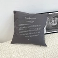 Donkergrijze kussensloop in Scandinavische stijl met tekst voor sofa decoratie - Donkergrijs (Alleen Hoes)