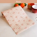 Tappetino per cassetti con stampa di rose rosa su tessuto non tessuto crema - 30*200cm / Motivo Rose su Rosa
