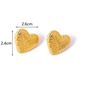 Goldene Herzohrringe aus Titanstahl mit strukturierter Oberfläche, 2,6 cm breit und 2,4 cm hoch - Gold Texturiertes Herz (HE45203DW0)