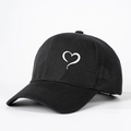 Schwarze Baumwoll-Baseballkappe mit weißem Herz-Print und verstellbarem Verschluss - Schwarz