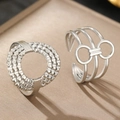 Set de anillos geométricos de acero inoxidable plateado con textura de ondas en capas - Set de 2 piezas / Plateado