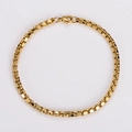 Dettaglio ravvicinato della catena a scatola dorata con chiusura a moschettone - Bracciale 21CM / Oro