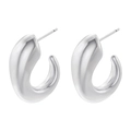 Macro shot of silver-colored geometric C-shape earrings with a polished mirror finish - Gradient Teardrop / VE1105 White Gold