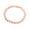 Bracciale a cuore in oro rosa con zirconi, vista dall'alto su sfondo bianco pulito - Intarsio di Cuore in Zirconia / Oro rosa