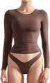 Detail van bruine slim fit top met lange mouwen en ronde hals van zachte elastische stof - S / koffiekleur