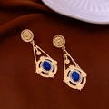 Vintage gouden oorbellen met donkerblauwe ovale steen en geometrische metalen hangers - 79# 925 Sterling Silver Earring Post-Gouden Vintage Blauwe Edelsteen Creolen Hangoorknopjes