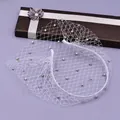 Elegante cerchietto con velo da sposa bianco e strass scintillanti per feste - Bianco