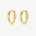 Orecchini a cerchio minimalisti in argento S925 con finitura dorata e zirconi a forma di cuore - Argento 925 / Oro 18K
