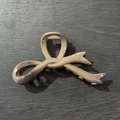 Elegant Morandi brown bow acrylic claw clip with glossy finish on dark wood background - 8# Dark+Light Coffee Ribbon Style