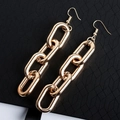 Orecchini a catena dorata con quattro grandi maglie metalliche lucide intrecciate - Orecchini d'Oro Multi-Anello (8387)