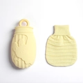Borsa dell'acqua calda in silicone giallo con rilievo a coniglio e fodera in maglia - 320ml / Stile Coniglio / Bianco Sporco