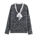 Jersey de punto con estampado de leopardo para mujer con cuello en V de encaje y lazo - S / Gris