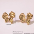 Golden bow-shaped stainless steel stud earrings with central pearl and pleated metal texture - Stainless Steel Pearl Bow Textured Studs