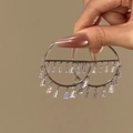 Verzilverde oorringen met hangende baguette-cut zirkonia en hol trapeze ontwerp - Zilver (925 Sterling zilveren oorbelstift)