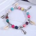 Boho-Armband mit bunten Perlen, Türkis-Steinen und natürlichen Muschel-Anhängern - 17cm / Bunt