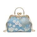 Light blue embroidered cheongsam handbag with pearl clasp and daisy patterns - Blue