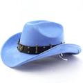 Dettaglio dello stemma metallico con aquila e borchie su cappello cowboy in camoscio blu - M (56-58cm) / Blu cielo profondo